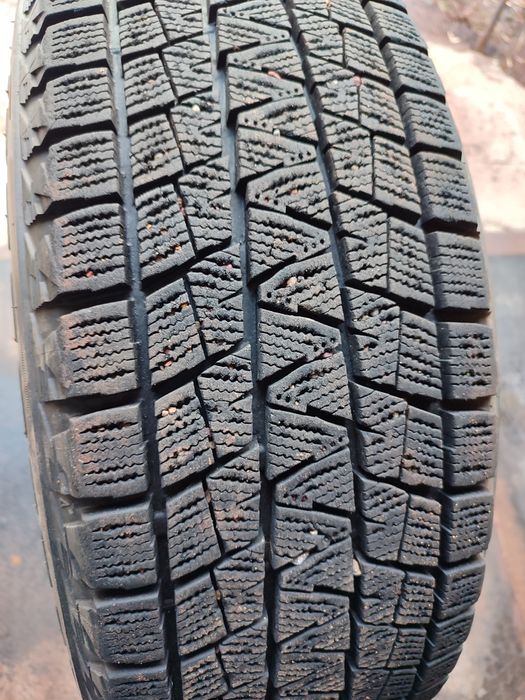 Шины Bridgestone Blizzak 235/60/18