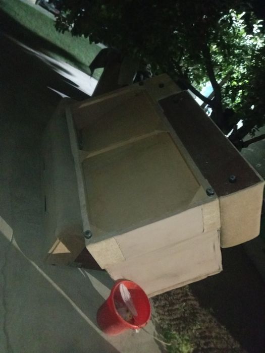 Продам диван срочно