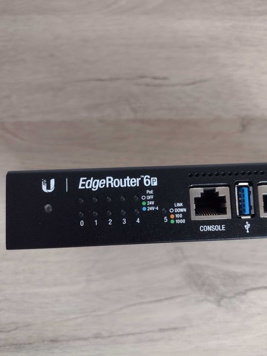Ubiquiti EdgeRouter 6P  ER-6P