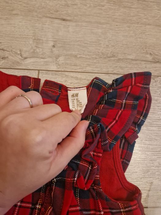 Vand 2 rochite H&M marime 80