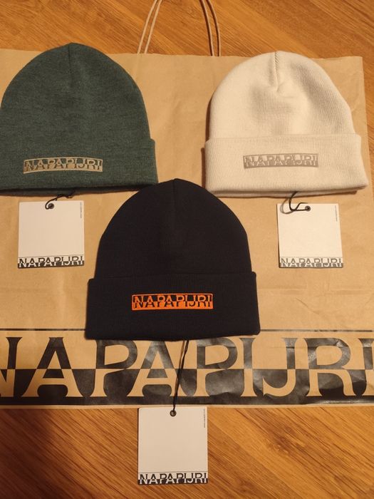 căciulă Napapijri Farae din acril 100% doar pe bej mai este