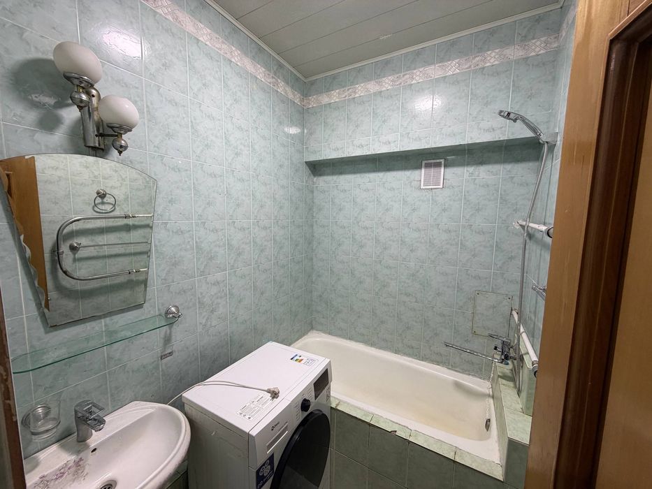 Kvartira oybek metro Сквер Ц1