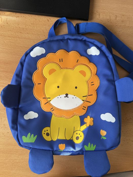 Лот момче 98/3г + подарък раничка