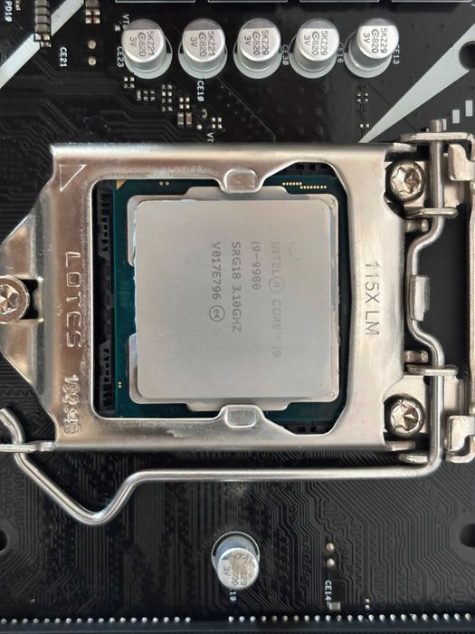 Kit i9-9900 + ASRock B365 PRO4 + 2x4gb Kingston DDR4 2400