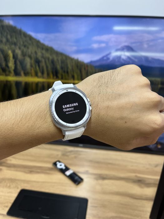 Часы Galaxy Watch 8 Classic