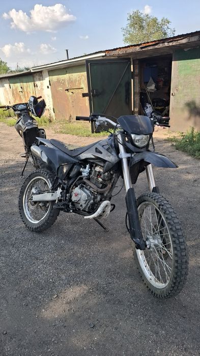 Продам эндуро 250
