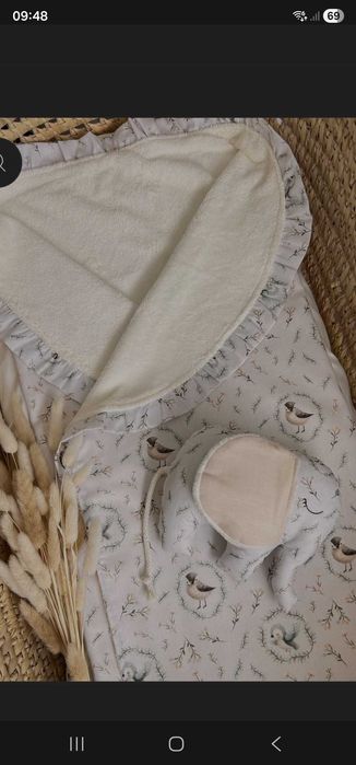 Paturica bebe si jucarie-materiale organice