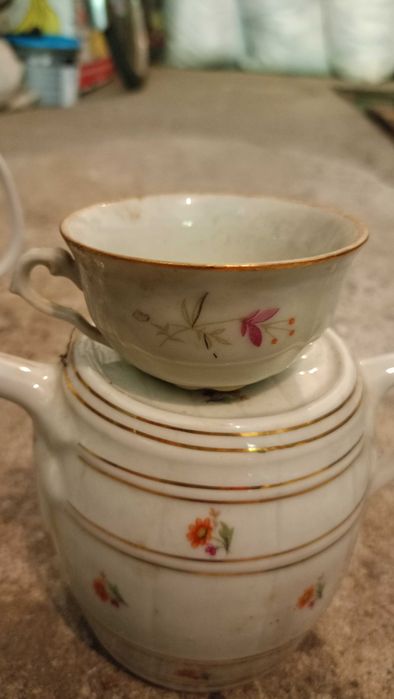 Порцеланов комплект