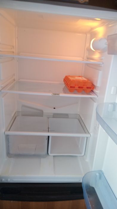Продам холодильник. Б/у.
