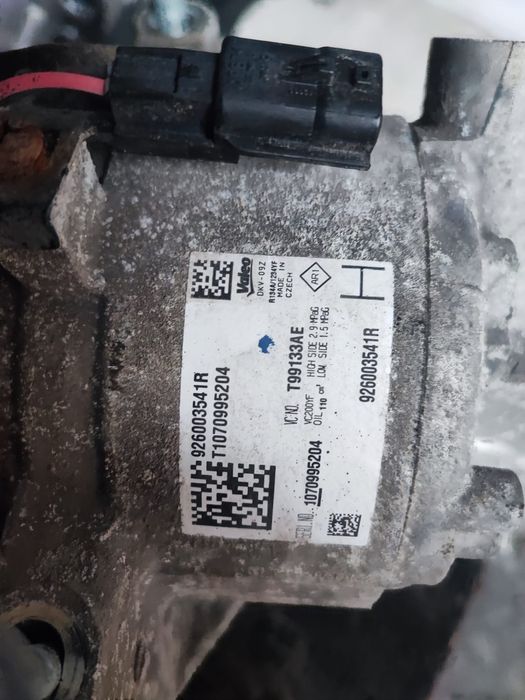 Vînd compresor aer conditionat dacia duster 2022