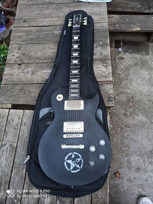 Hughes & Kettner Attax 50 , Harley Benton