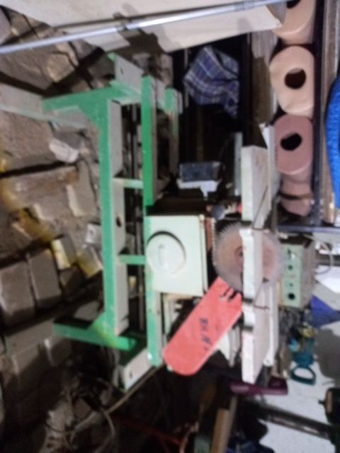 СССР болта,кувалда,малаток,арра,тиски,наковалний,станоклар бор!