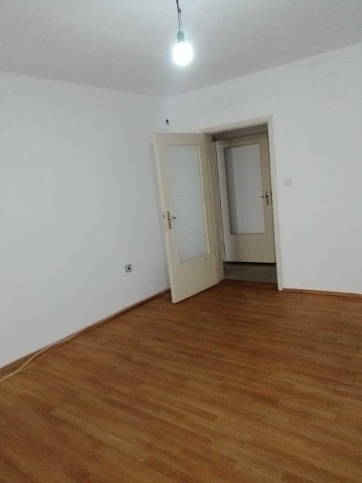 Дава се под наем Двустаен апартамент в Плевен, Дружба 1 - 85 кв.м за 229.5 € - Снимка #5