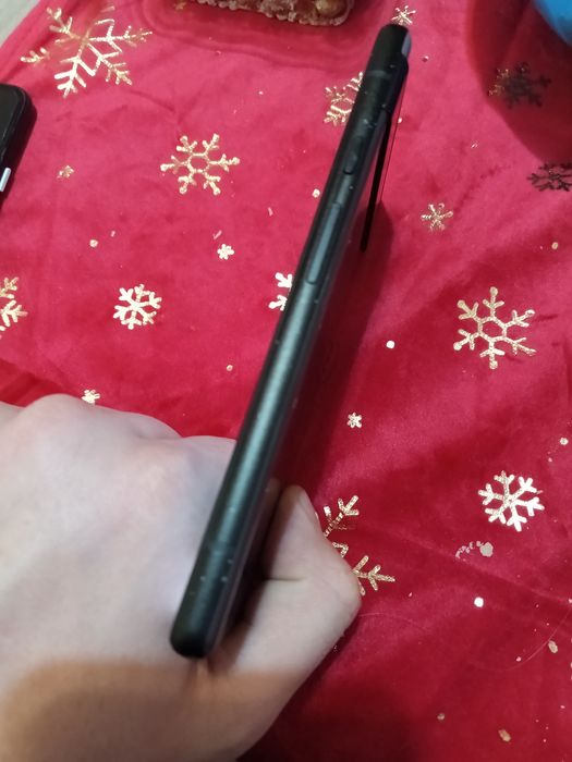 Google Pixel 6A carcasa ok