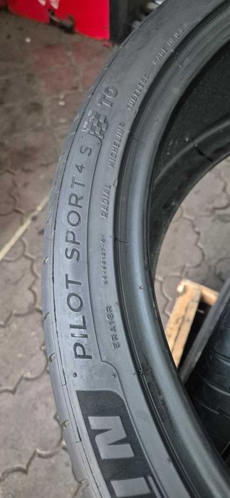 anvelope Pirelli,Continental,Michelin 265/35/21