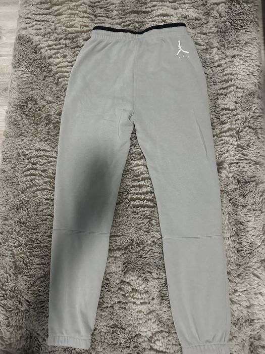 Jordan дълъг панталон детски L