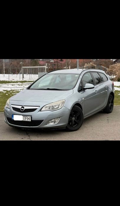 Opel Astra J 2012 1.7 diesel