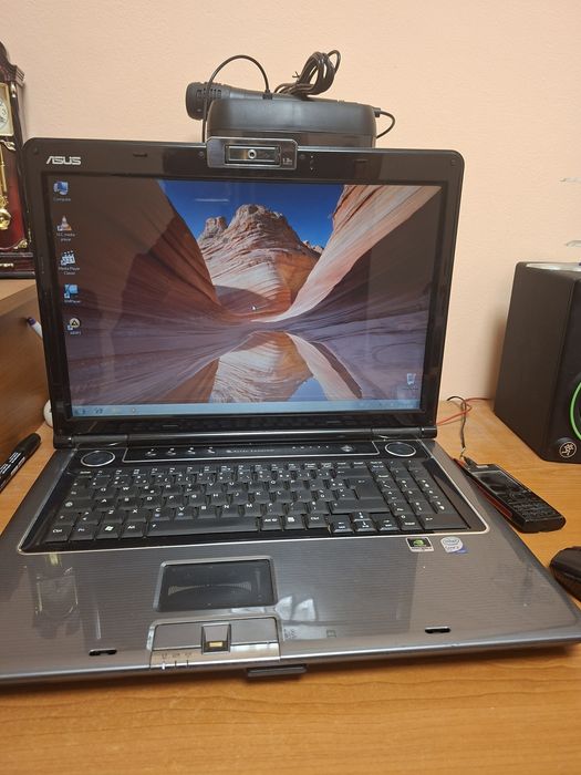 Laptop Asus 16inch