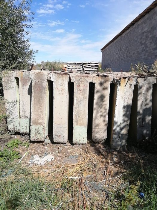 Продам ригеля 12 метровые