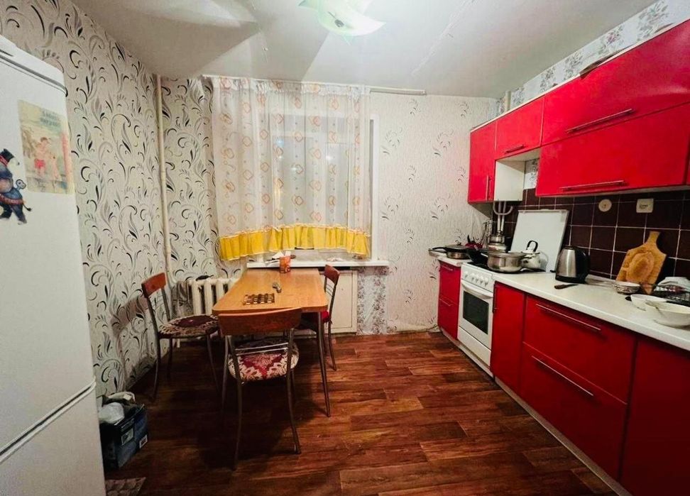 Продам трёхкомнатную квартиру.