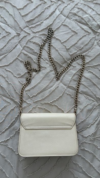 Сумка бренда Trussardi