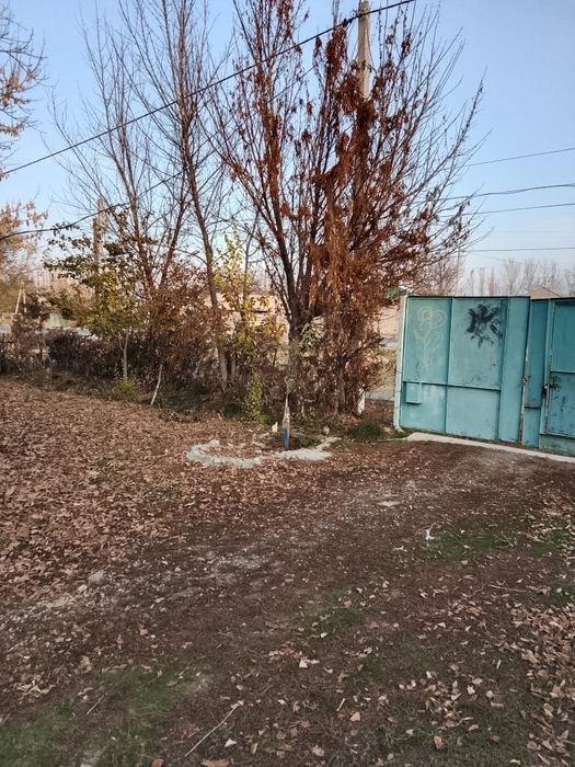 Участок 25 соток с времянкой..