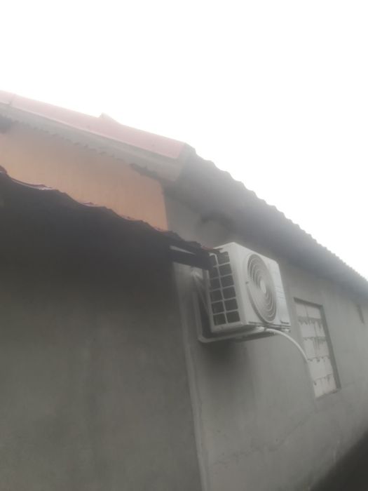 Vând aer condiționat ariston aer cald și rece