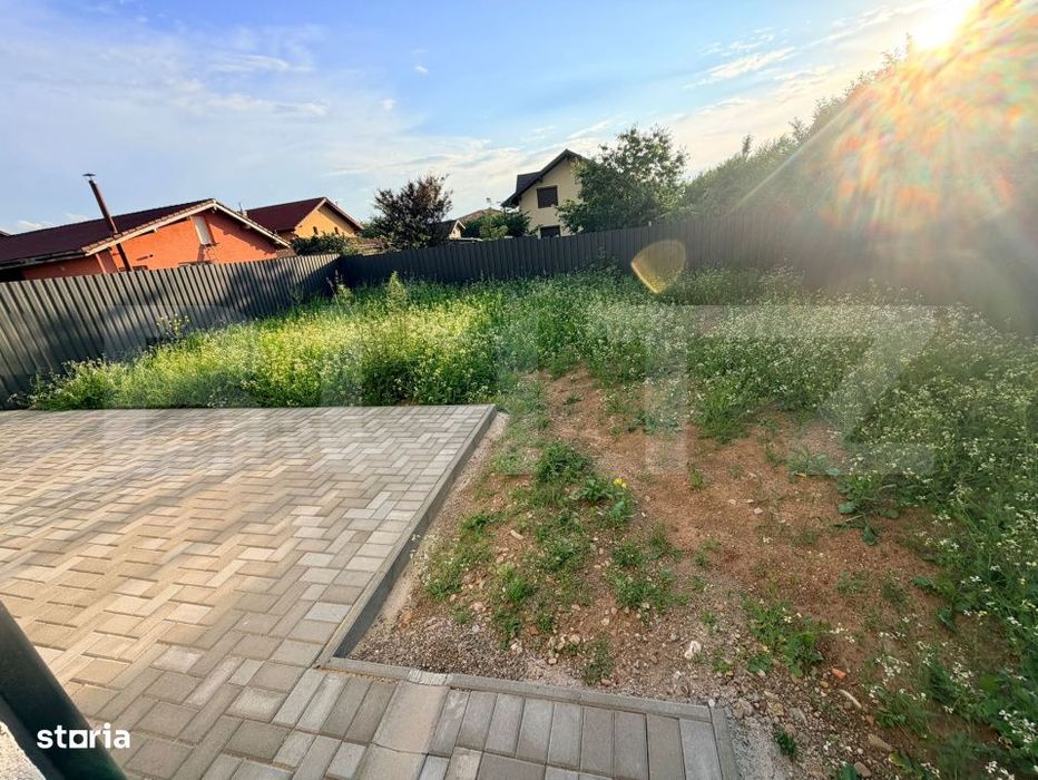 Duplex premium de vanzare - Cartier Izvor, Tarlungeni 400 mp, 159 util
