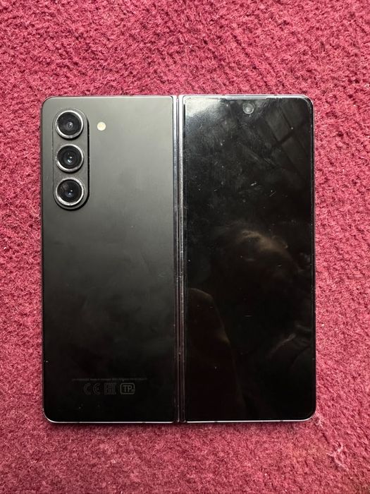 Samsung z fold 5