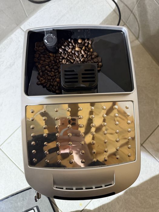 Кафемашина DeLonghi Magnifica S