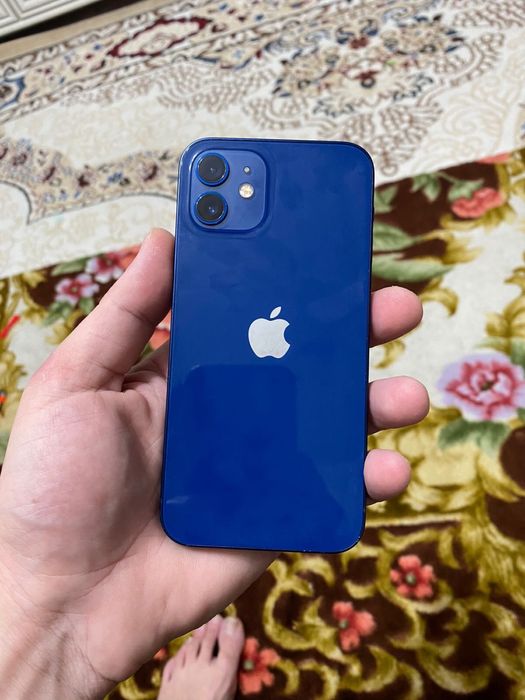 Продам Iphone 12 128gb 5G
