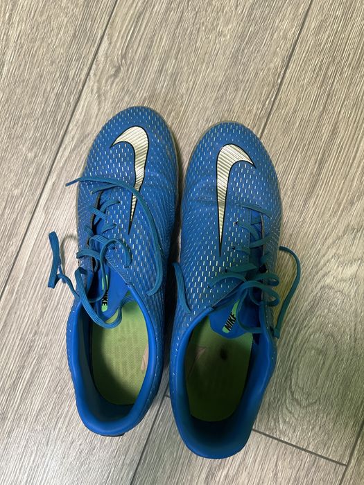 Футоблни обувки(бутонки) NIKE PHANTOM