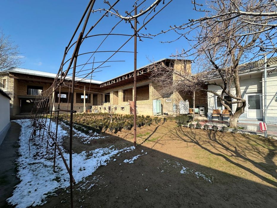 Юнусобод Гвардейский Ок тепа махалла 8,8 сотих ер икки тамонлама куча