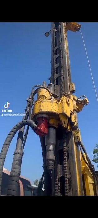 Instalație Foraj Completă 80m prajini– John Deere 3050 + Pompă Cerna –