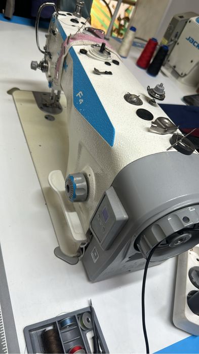 Швейный машинка