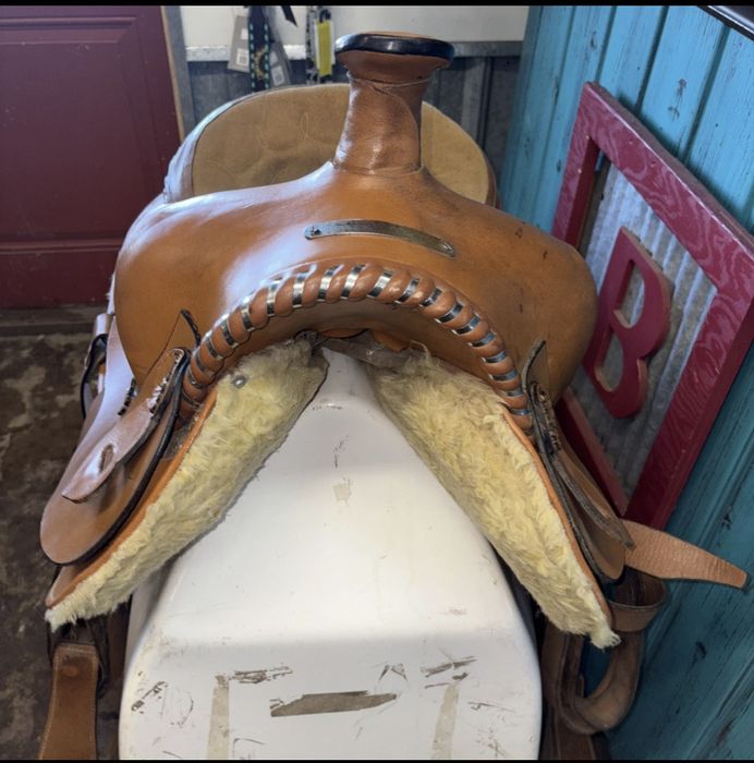 Ковбойское вестерн седло