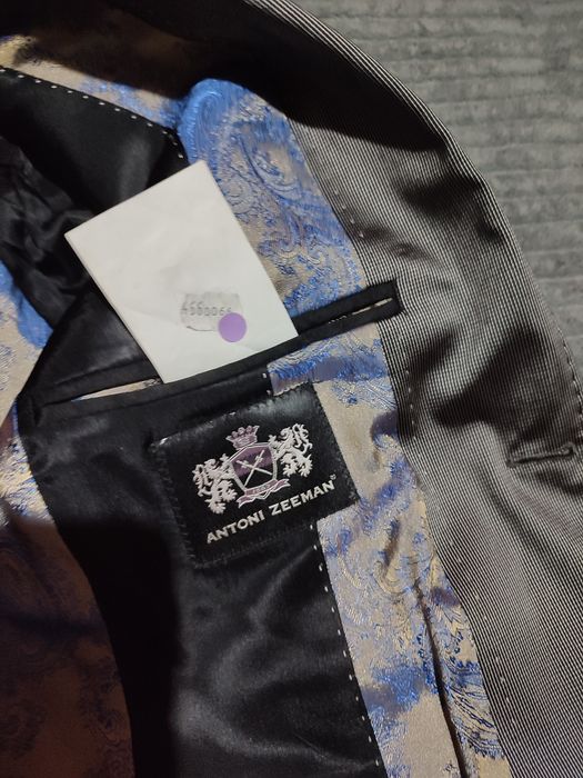 Продается Мужской костюм