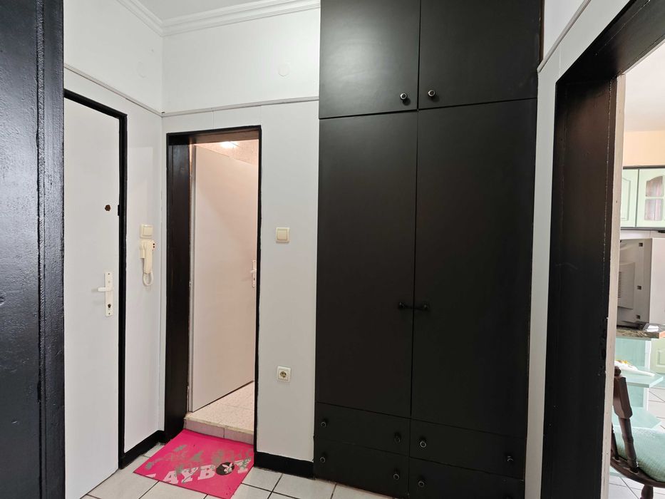 Дава се под наем Двустаен апартамент в Плевен, Широк център - 68 кв.м за 331.5 € - Снимка #12