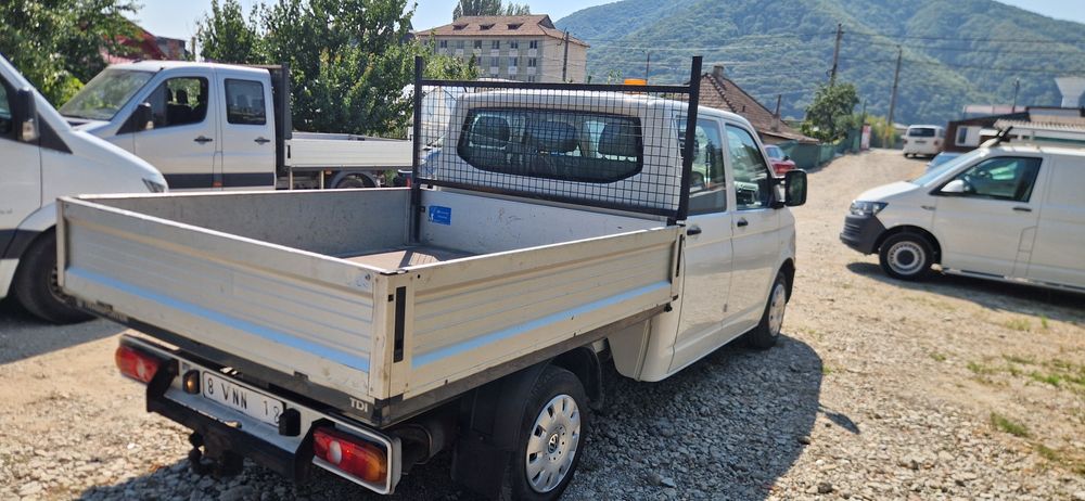 VOLKSWAGEN Transporter 2011 — imagine 3