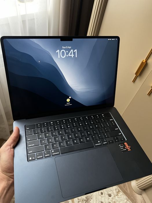Macbook Air 15 16/512 GB M4