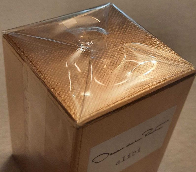 Parfum NOU SIGILAT Oscar De La Renta ALIBI 30ml