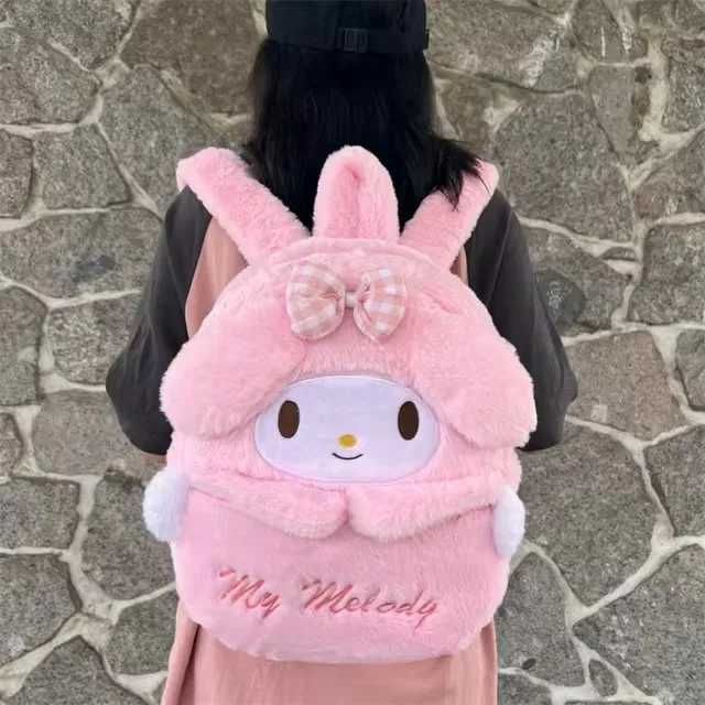 Голяма Плюшена Раница Куроми, Плюшена чанта Hello Kitty Kuromi