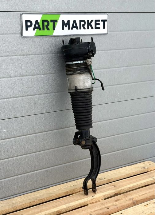 Предна възглавница Преден амортисьор AUDI A6 A7 C7 4G