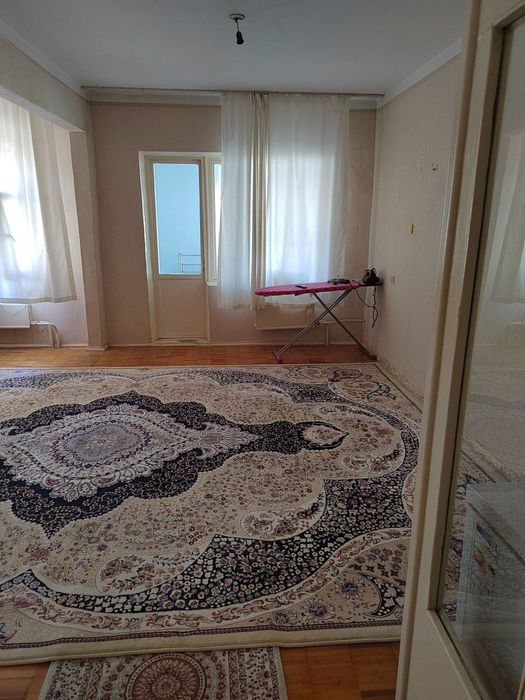 Срочная продажа. Базар ТТЗ, 4-х комнатная квартира удвоенный зал 92кв