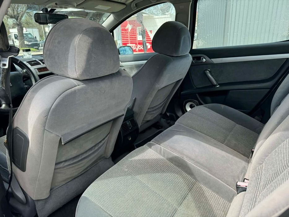 Продавам peugeot 407 2000 кубика 135 коня  HDI на части