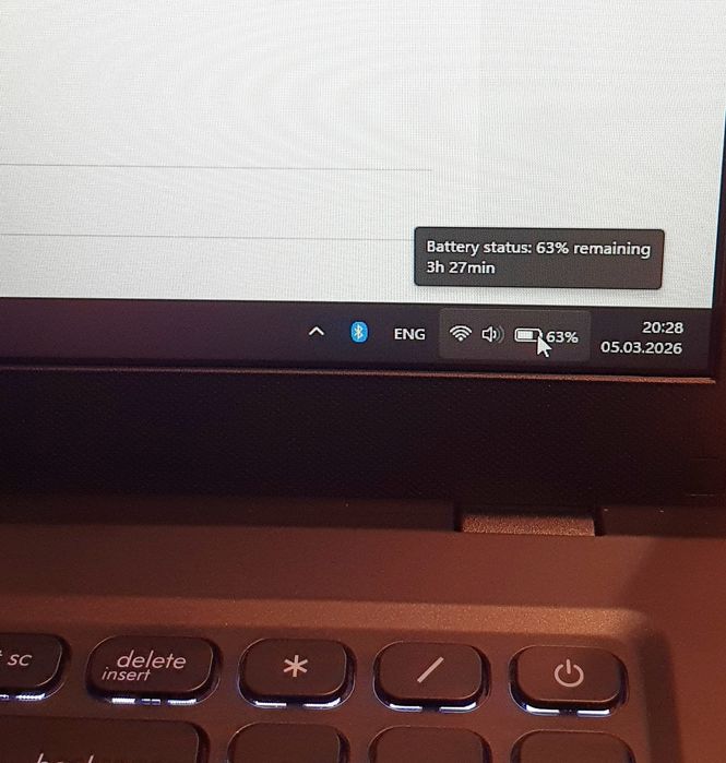 Laptop Asus Vivobook R1500E 15.6 FHD i3 1115G4 16Gb DDR4 Ram  250Gbm.2