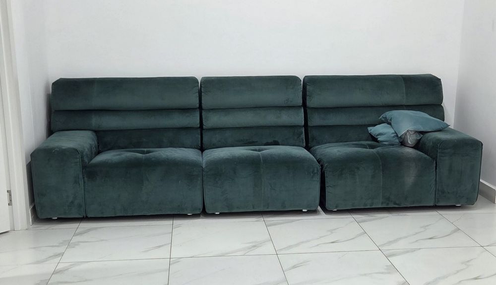 Мягкий диван комфортный