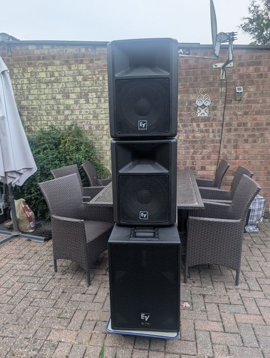 Boxe Electro- Voice EX-300 cu un subwoofer SB760