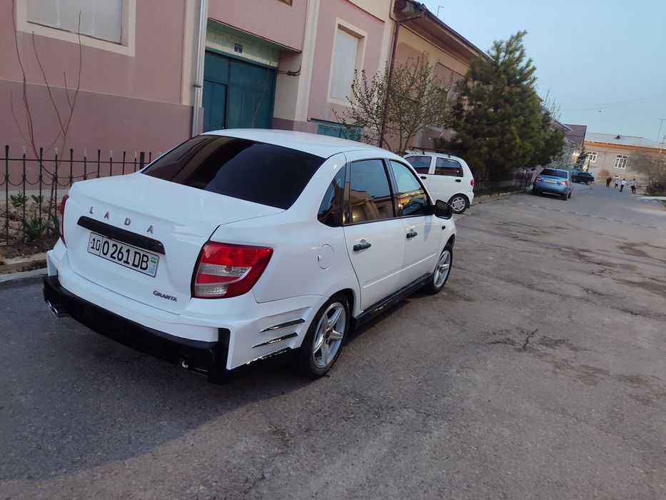 LADA GRANTA sotiladi sastayanasi idiyal