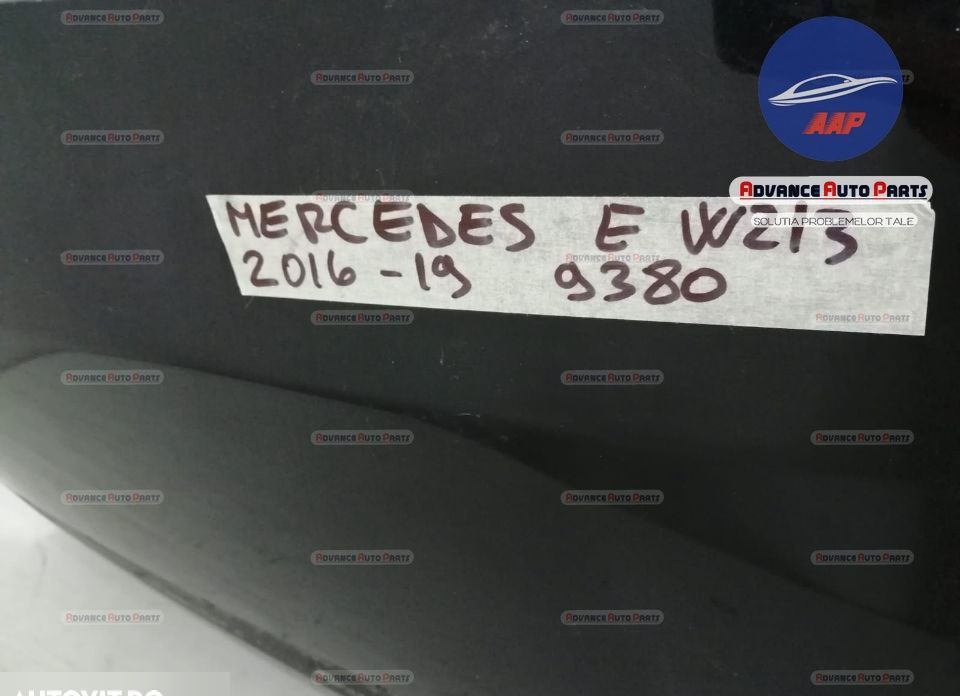 Оригинална задна броня в добро състояние Мерцедес-Бенц Е-Клас / Merced
